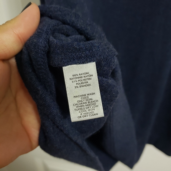 LOFT Navy Cold Shoulder Blouse Top - Picture 6 of 6